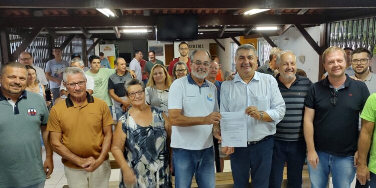 Moradores de Guaramirim solicitam ajuda de Lunelli para construção de elevado na BR-280