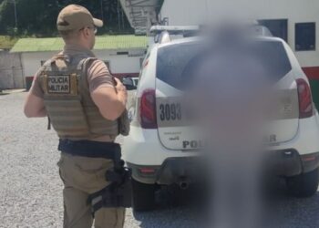 Três homens com mandados de prisão são detidos em Jaraguá e Corupá