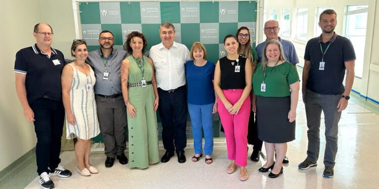 Lunelli conhece o Plano Diretor do Hospital Jaraguá