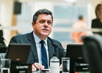 Deputado apresenta projeto para escolha de um novo hino para SC