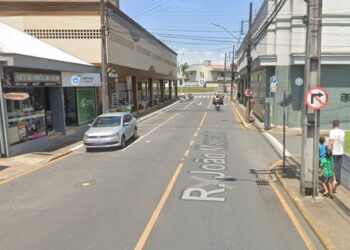 Interdição total da rua João Marcatto, em Jaraguá