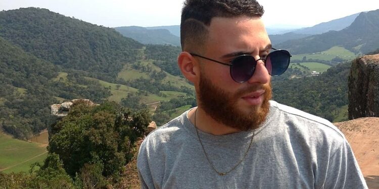 Jaraguaense morre após cair de prédio, em Portugal