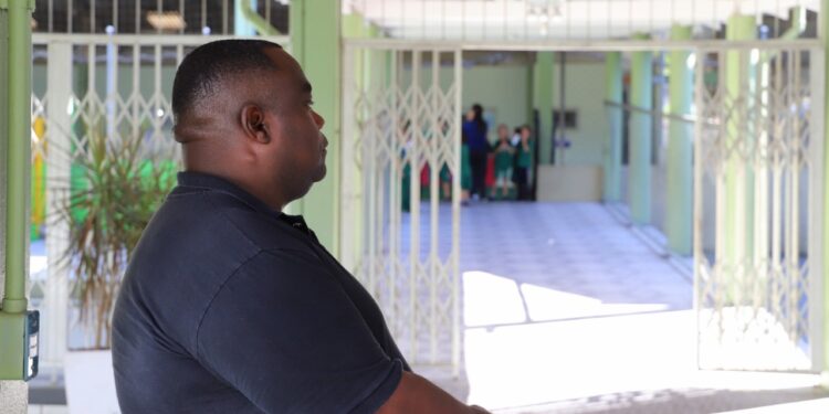 Escolas e creches começam a contar com profissional de segurança em Jaraguá