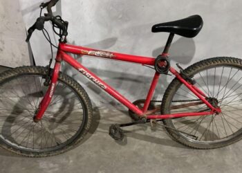 Homem furta bike ao lado do dono e acaba detido em Guaramirim