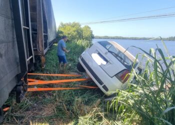 Acidente entre carro e trem deixa criança ferida entre São Francisco do Sul e Araquari