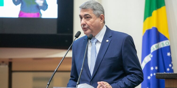 Lunelli faz reflexão sobre os cem dias do governo federal e estadual