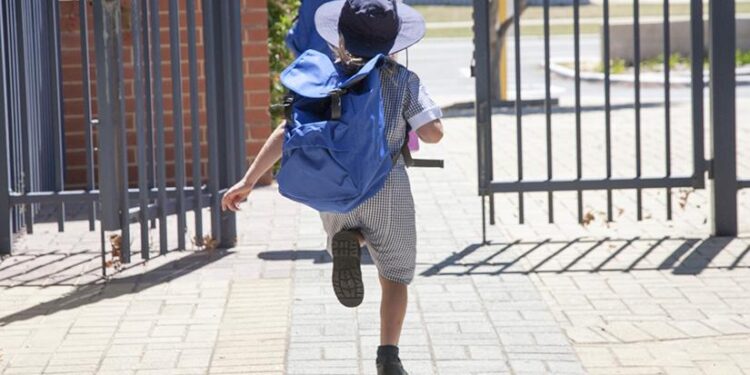 Dia da Família na Escola acontece neste sábado (15) na rede estadual de ensino