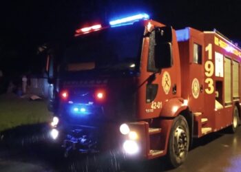 Bombeiros são acionados após vazamento de gás em residência, em Schroeder