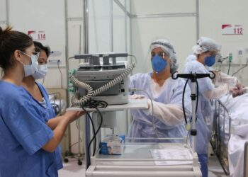 Governo Federal envia projeto de lei que garante verba para piso da enfermagem