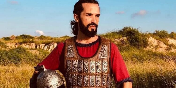 Corpo de ator catarinense é encontrado enterrado em baú no Rio de Janeiro