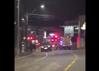 [Vídeo] Duas pessoas ficam feridas após acidente entre moto e bicicleta em Jaraguá do Sul