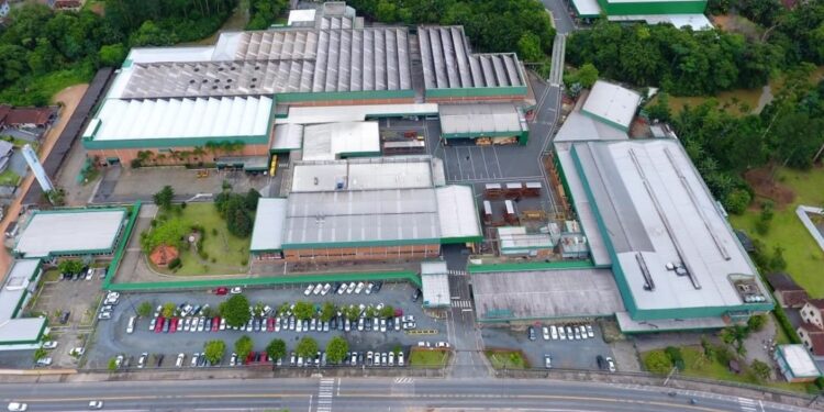 Empresa Netzsch fará mutirão de entrevistas em Pomerode