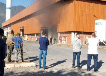 Princípio de incêndio é registrado na Weg em Jaraguá do Sul