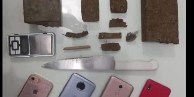 Casal de traficantes é preso após abordagem de veículo em Jaraguá do Sul