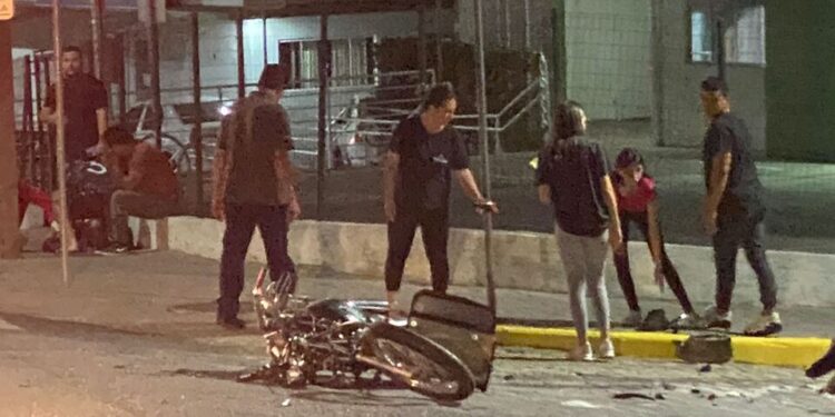 [Vídeo] Motociclista fica ferido após acidente em Jaraguá do Sul