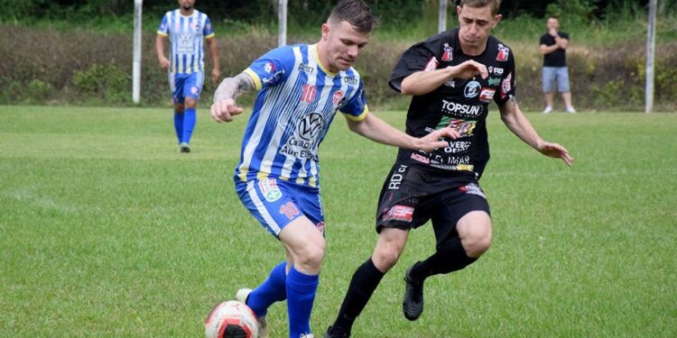 [Jaraguá] Semifinais do Varzeano estão definidas