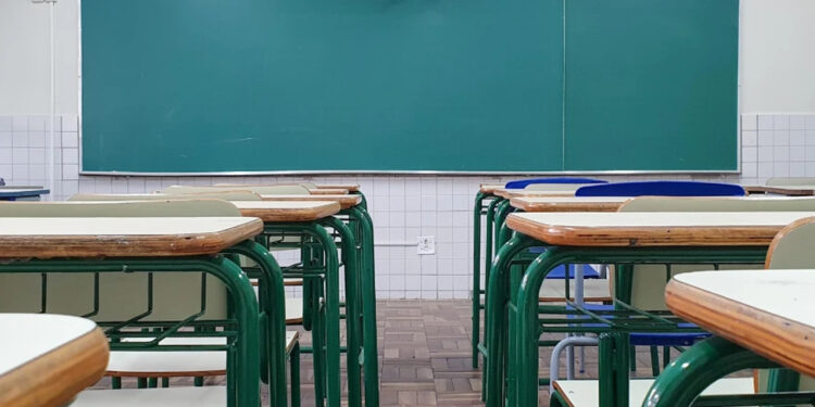 Polícia é acionada após briga de alunas em escola de Schroeder