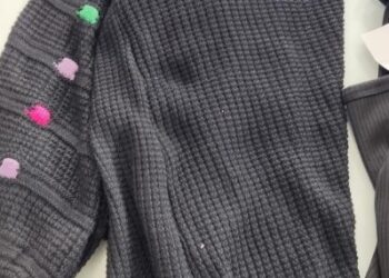 Mulher é presa por furtar roupas em Schroeder