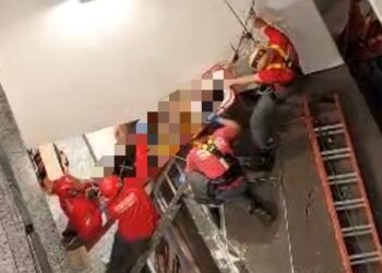 Jovem cai do terceiro andar de Shopping de Jaraguá do Sul