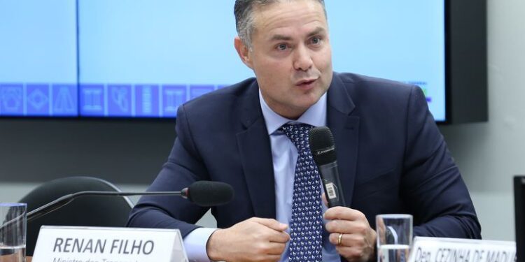 Ministro dos Transportes visita túnel da BR-280, em Jaraguá do Sul