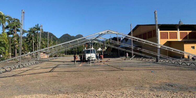 Começa a montagem da estrutura para a ExpoAgro Corupá 2023