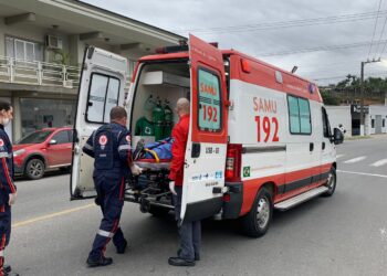 Mulher fica ferida após acidente em Guaramirim