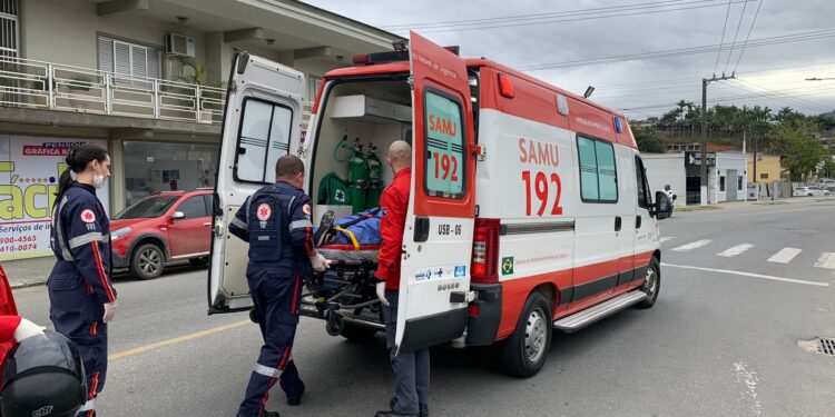 Mulher fica ferida após acidente em Guaramirim