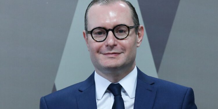 Senado aprova Zanin para vaga no Supremo Tribunal Federal