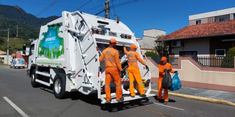 Samae mantém coleta de resíduos no feriado de Corpus Christi em Jaraguá do Sul