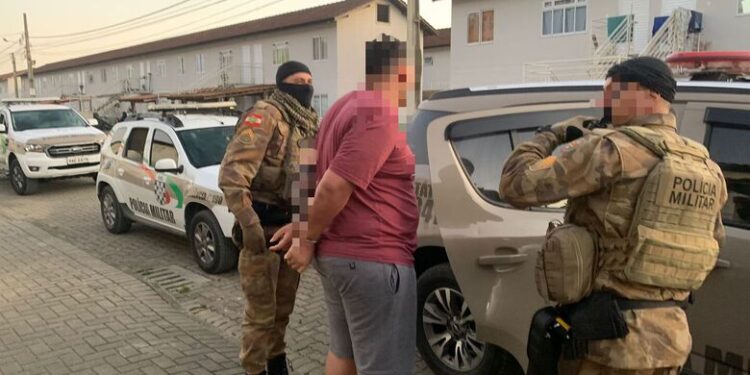 [Vídeo] Criminosos são presos após operação em Guaramirim