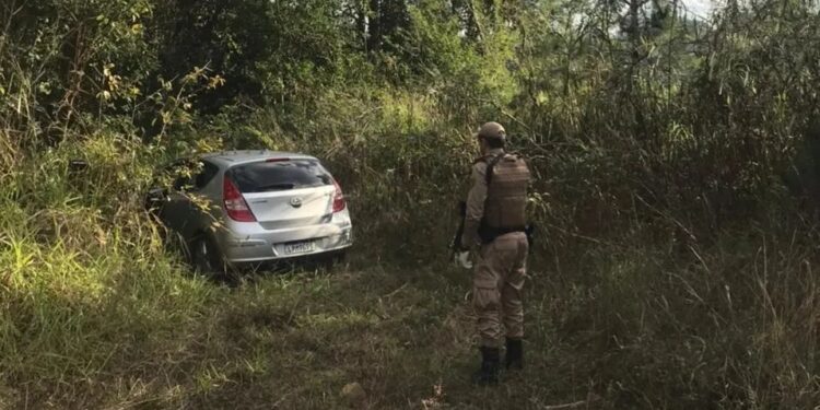 Veículo furtado é recuperado em Corupá