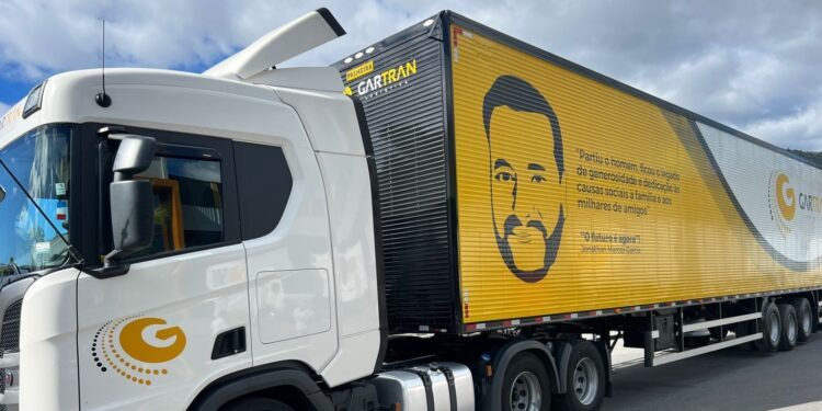 [Vídeo] Empresário jaraguaense é homenageado