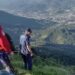 Piloto de parapente cai de altura de 30 metros após decolar em SC