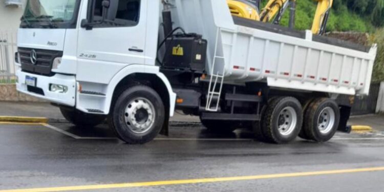 Caminhão é furtado em Jaraguá do Sul