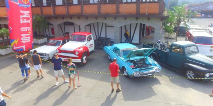 7º encontro de veículos antigos em Jaraguá do Sul será neste fim de semana