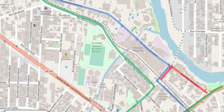 Interdição total da rua Erwino Menegotti, Jaraguá, nesta segunda-feira (21)