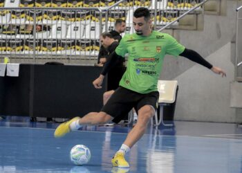 Jaraguá Futsal recebe São Lourenço no início da 2ª fase do Estadual