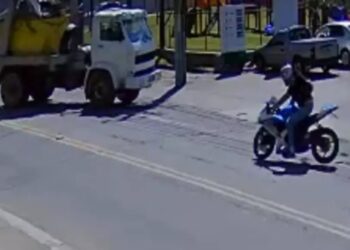 [Vídeo] Motociclista morre após grave acidente em Blumenau