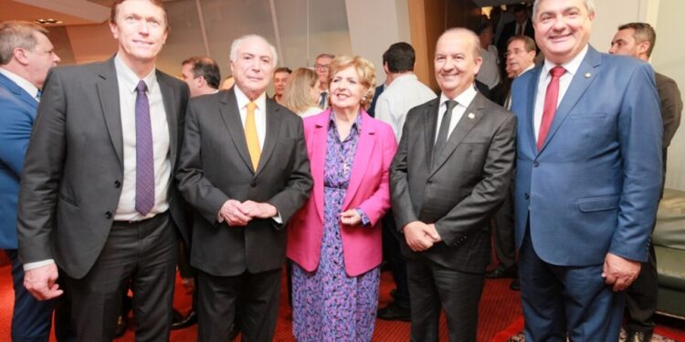 Temer recebe título de Cidadão Catarinense