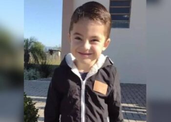 Menino de 3 anos morre após ser atropelado por máquina agrícola em SC