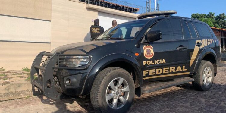 PF deflagra 14ª fase da Operação Lesa Pátria e três são presos em SC