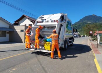 Coleta de resíduos será normal no Feriado da Independência em Jaraguá