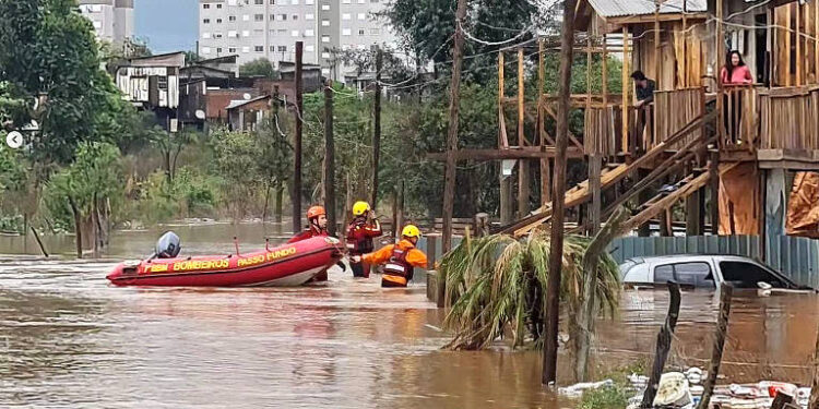 Formação de ciclone provoca temporal com 4 mortes no Rio Grande do Sul