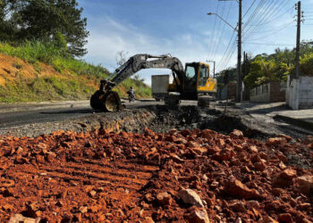 [Jaraguá] Rua Valdir José Manfrini passa por obras de recapeamento