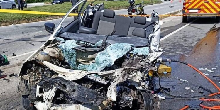 Mulher fica gravemente ferida após acidente em Itajaí