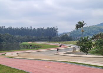 Terceiro trecho da Via Verde, em Jaraguá, está em fase de finalização
