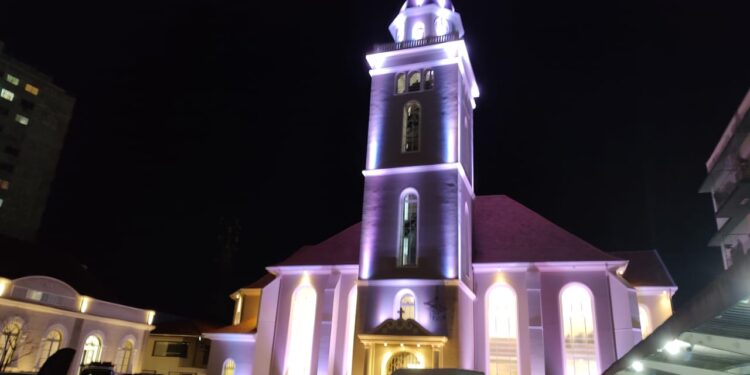 [Fotos] Restauração da Igreja Apóstolo Pedro é inaugurada em Jaraguá do Sul