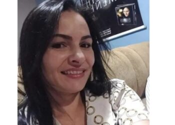 Morre professora que colidiu carro contra ônibus em Itajaí