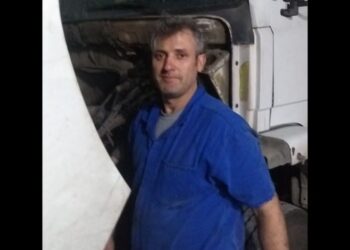 Mecânico morre após ser esmagado por caminhão em SC