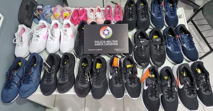 Mulher é presa com mais de R$ 4,4 mil em itens furtados em Jaraguá do Sul